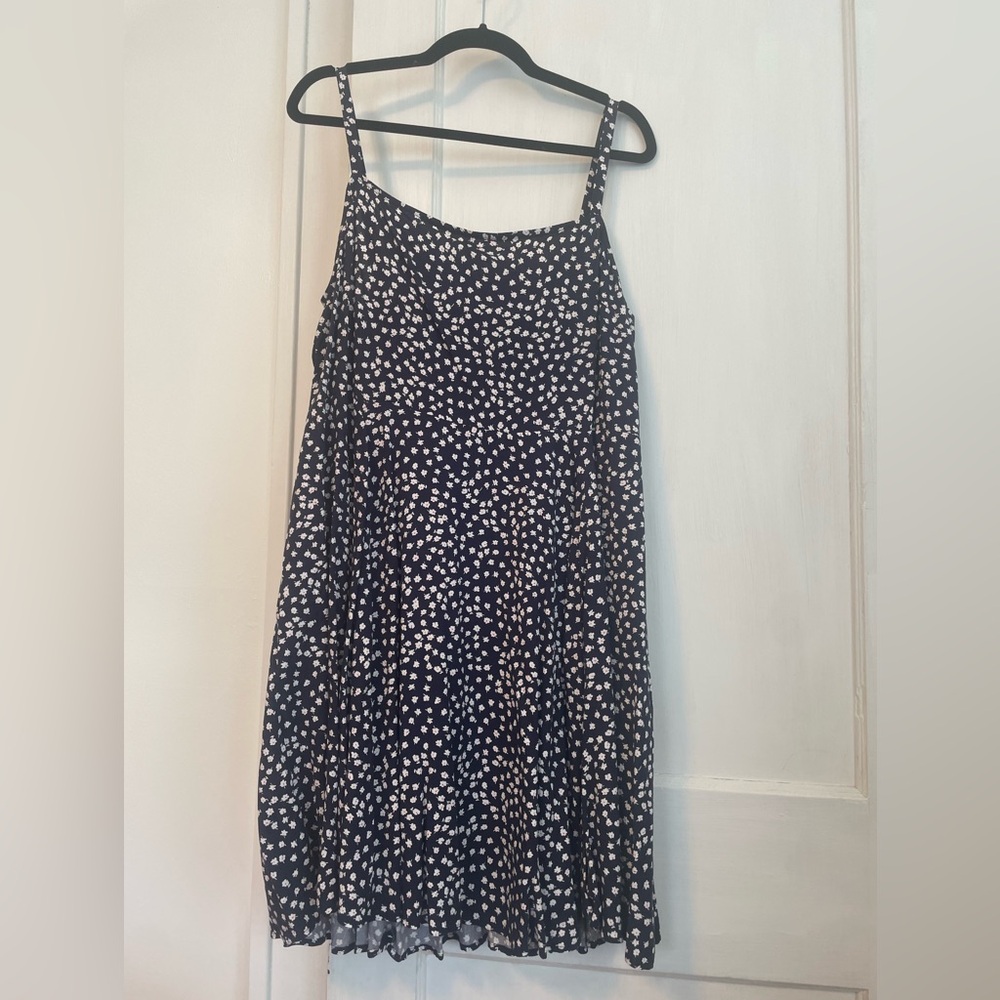 New with tags size XL SQUARE NECK CAMI DRESS BLUE DITSY FLORAL